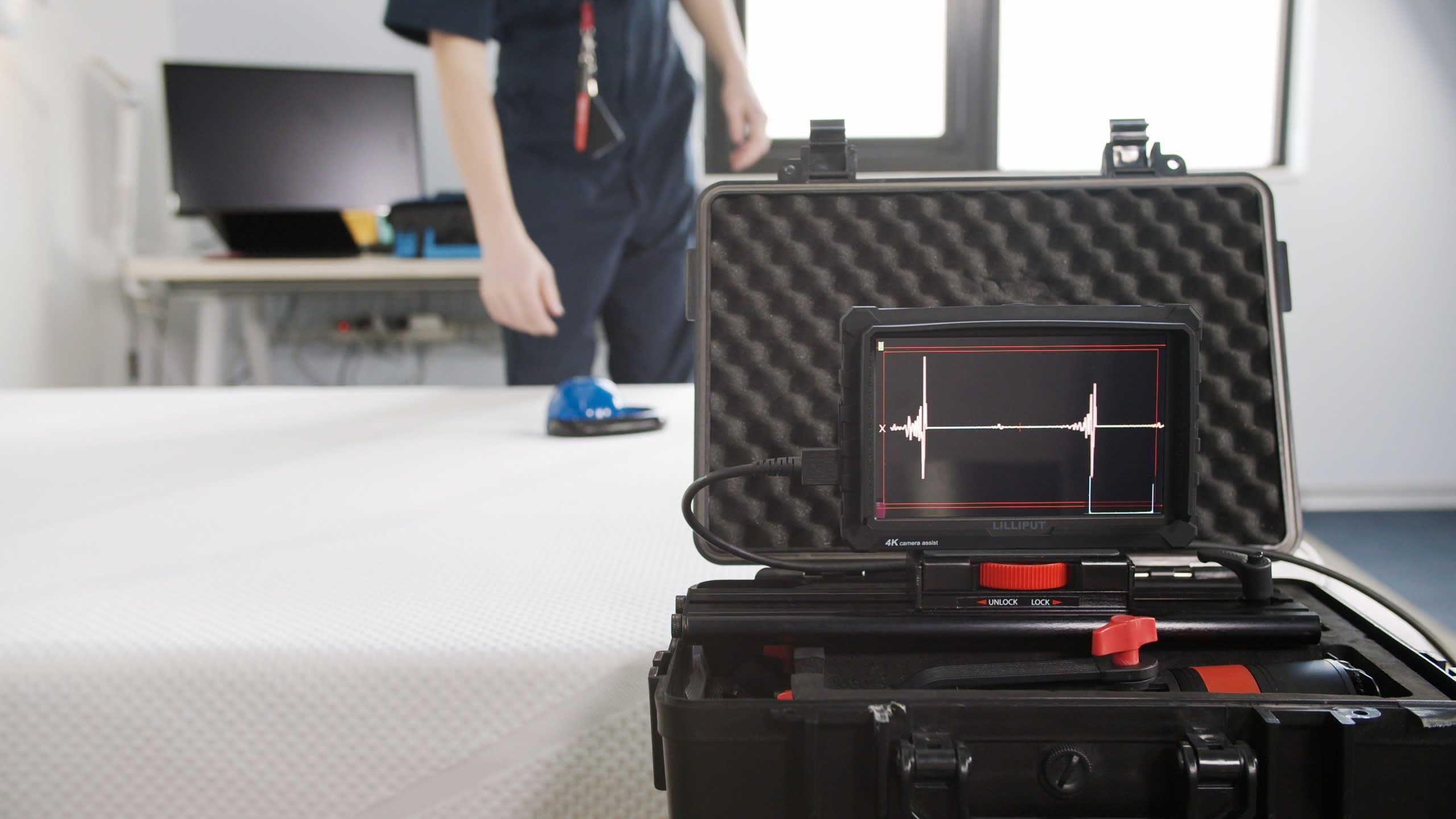 TEMPURPEDIC_TEMPUR_CLOUD_MOTIONISO